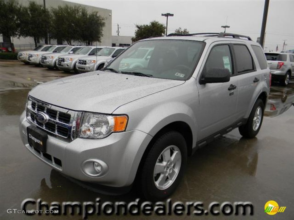 2012 Escape XLT V6 - Ingot Silver Metallic / Charcoal Black photo #1