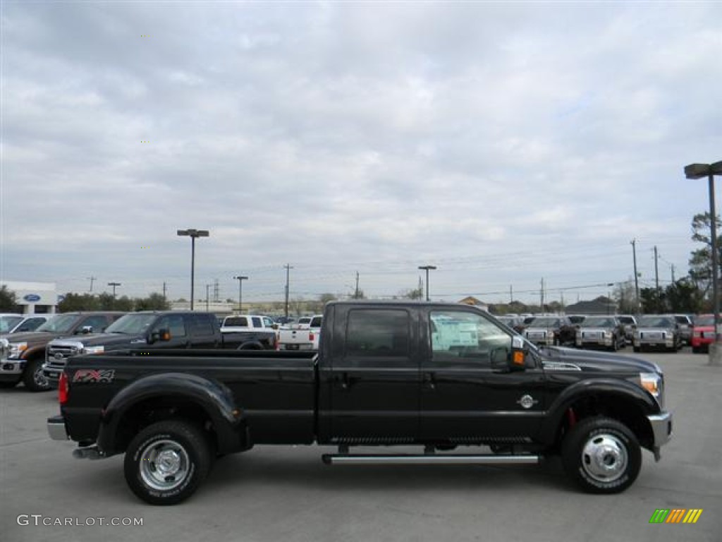 Tuxedo Black Metallic 2012 Ford F350 Super Duty Lariat Crew Cab 4x4 Dually Exterior Photo #58695605
