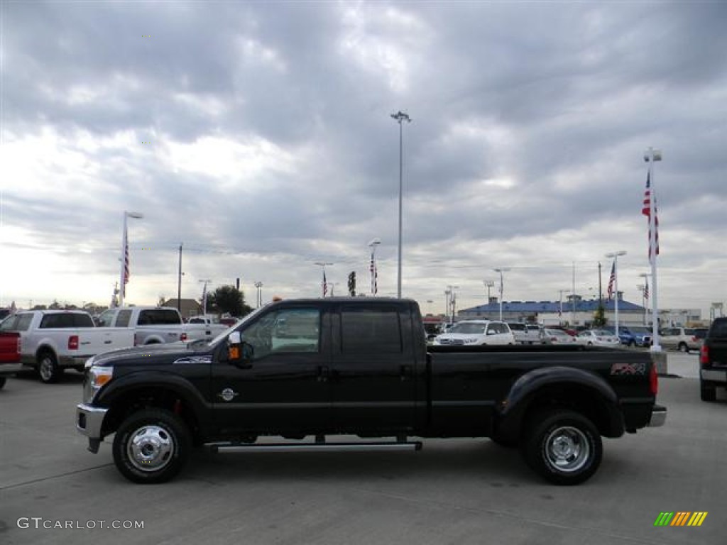 2012 F350 Super Duty Lariat Crew Cab 4x4 Dually - Tuxedo Black Metallic / Adobe photo #8