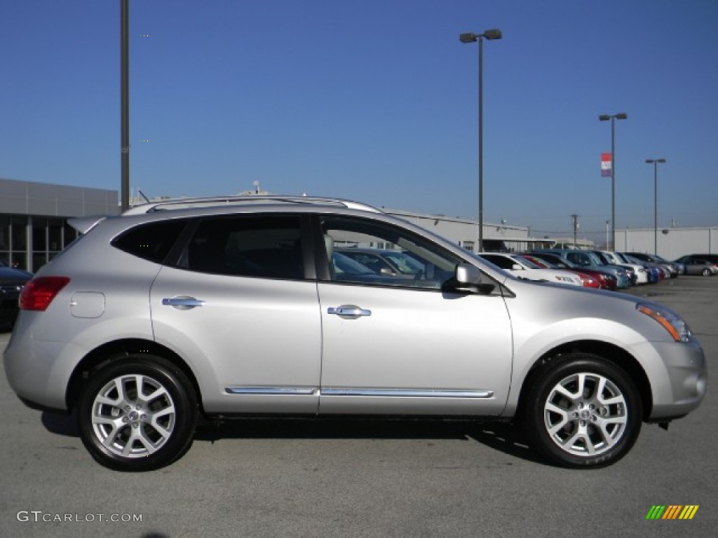 2011 Rogue SL AWD - Silver Ice Metallic / Gray photo #3
