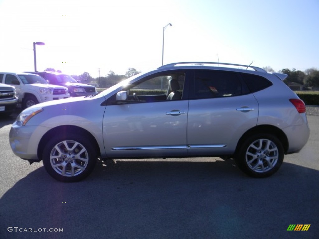 2011 Rogue SL AWD - Silver Ice Metallic / Gray photo #5