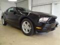 Black - Mustang V6 Coupe Photo No. 4