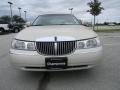 2002 Ivory Parchment Pearl Lincoln Town Car Cartier  photo #2