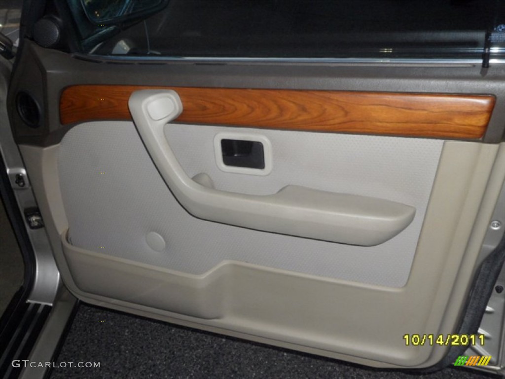 1986 7 Series 735i Sedan - Bronzit Beige Metallic / Beige photo #14