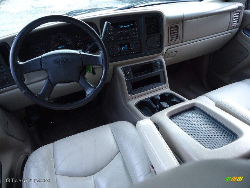 2004 Yukon SLE - Silver Birch Metallic / Neutral/Shale photo #9
