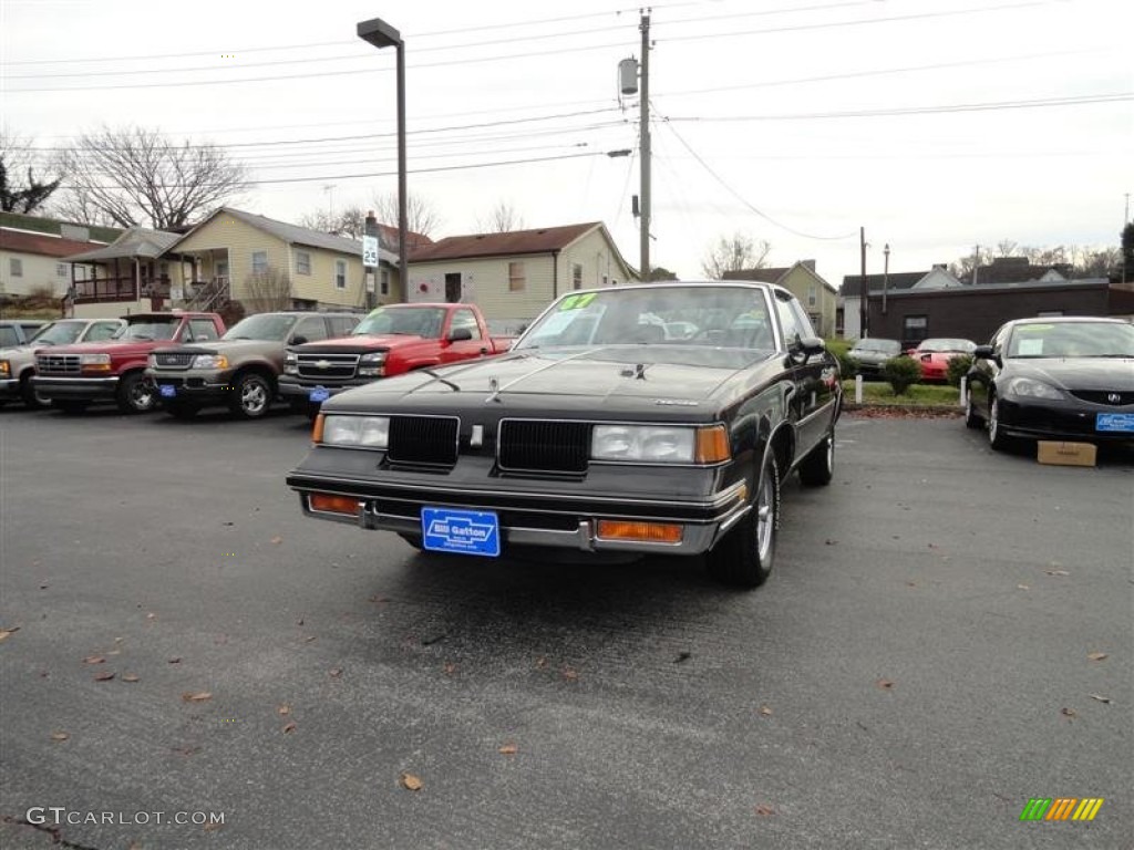 1987 Cutlass Supreme Salon Coupe - Black / Red photo #2