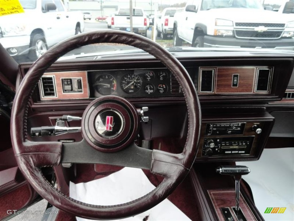 Oldsmobile Cutlass Supreme 1987 Black. 