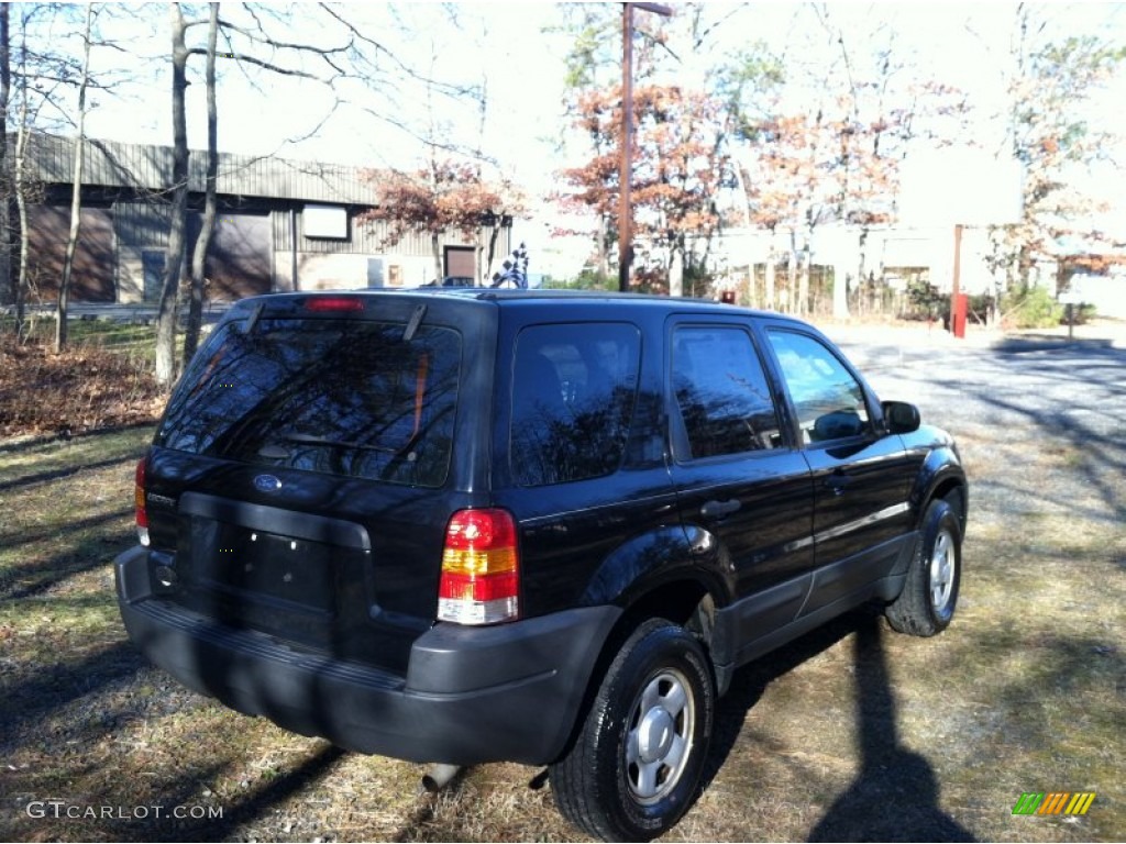 2003 Escape XLS V6 4WD - Black Clearcoat / Medium Dark Flint photo #7