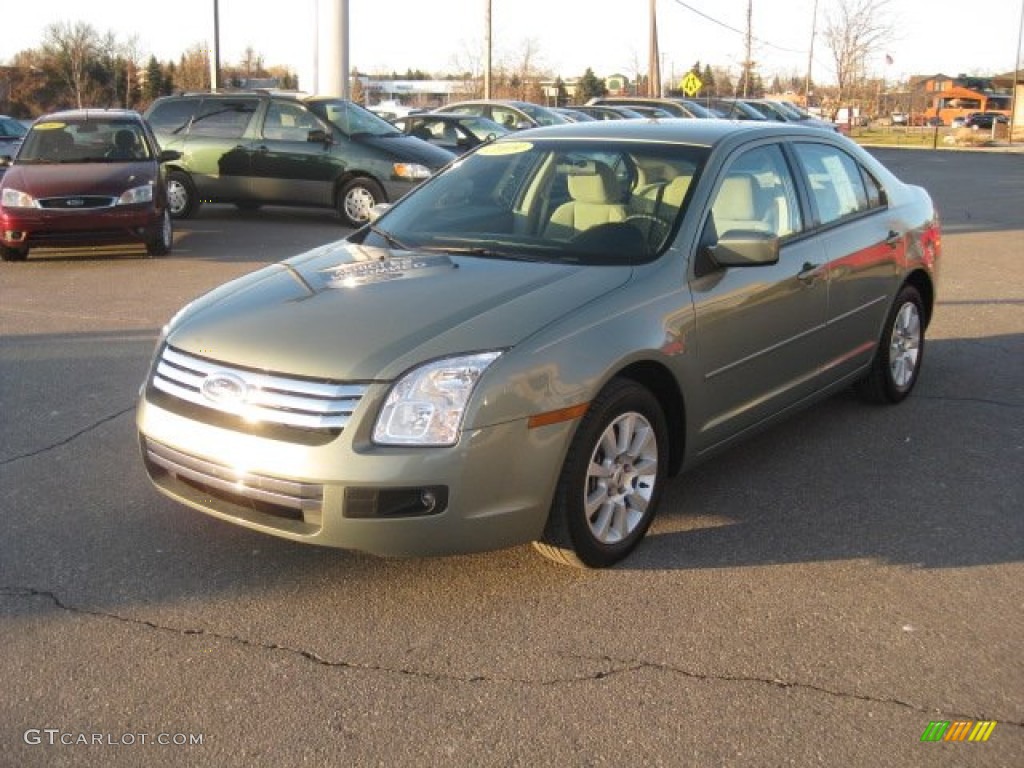 2009 Fusion SE - Moss Green Metallic / Medium Light Stone photo #10