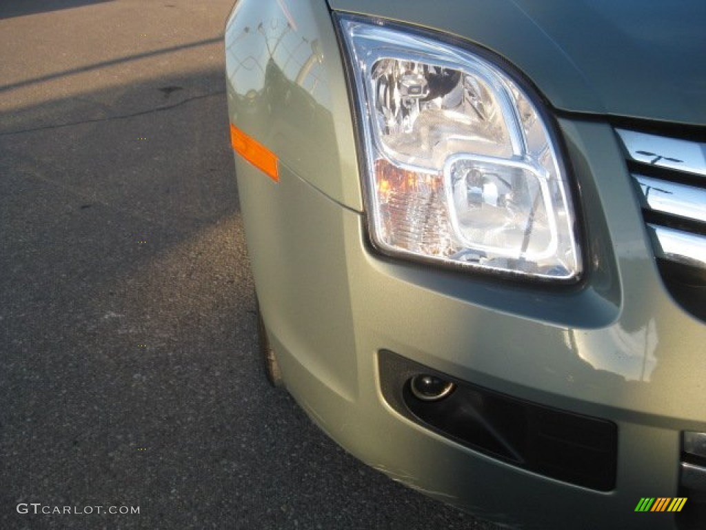 2009 Fusion SE - Moss Green Metallic / Medium Light Stone photo #13