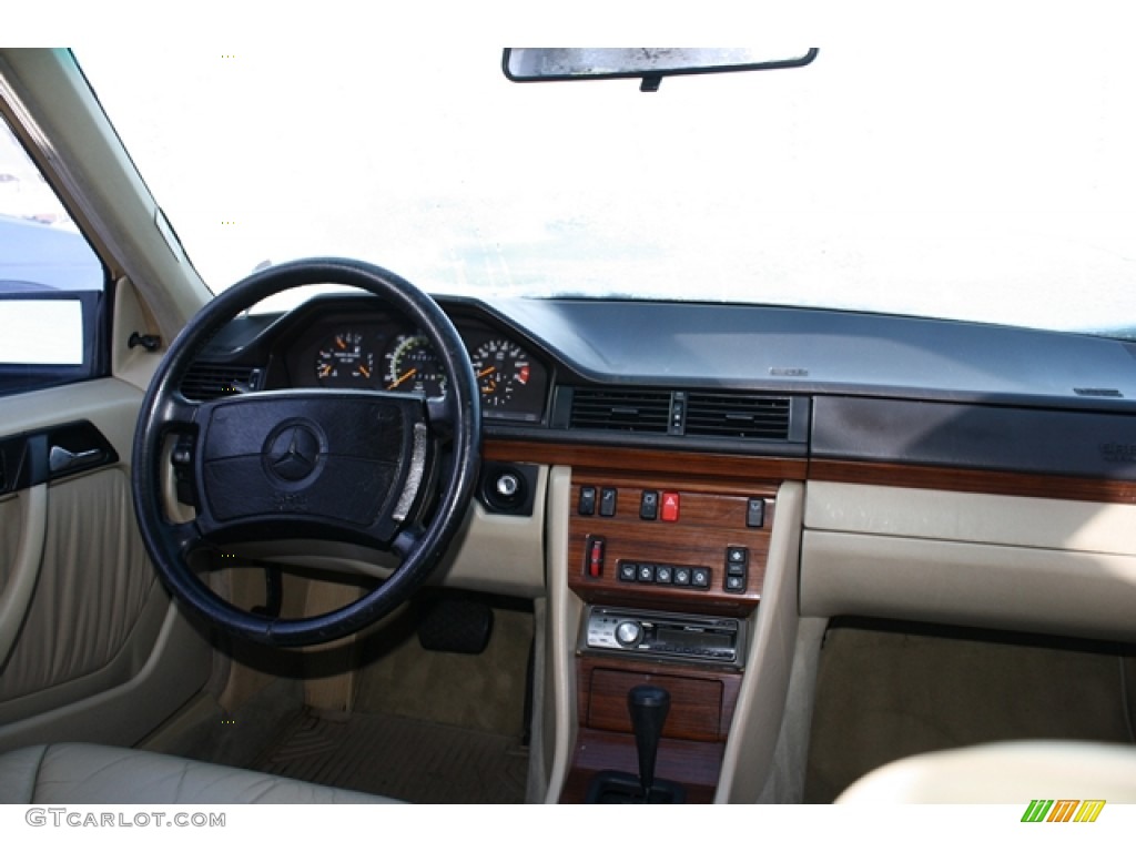 1991 E Class 300 E Sedan - Impala Brown Metallic / Parchment photo #11