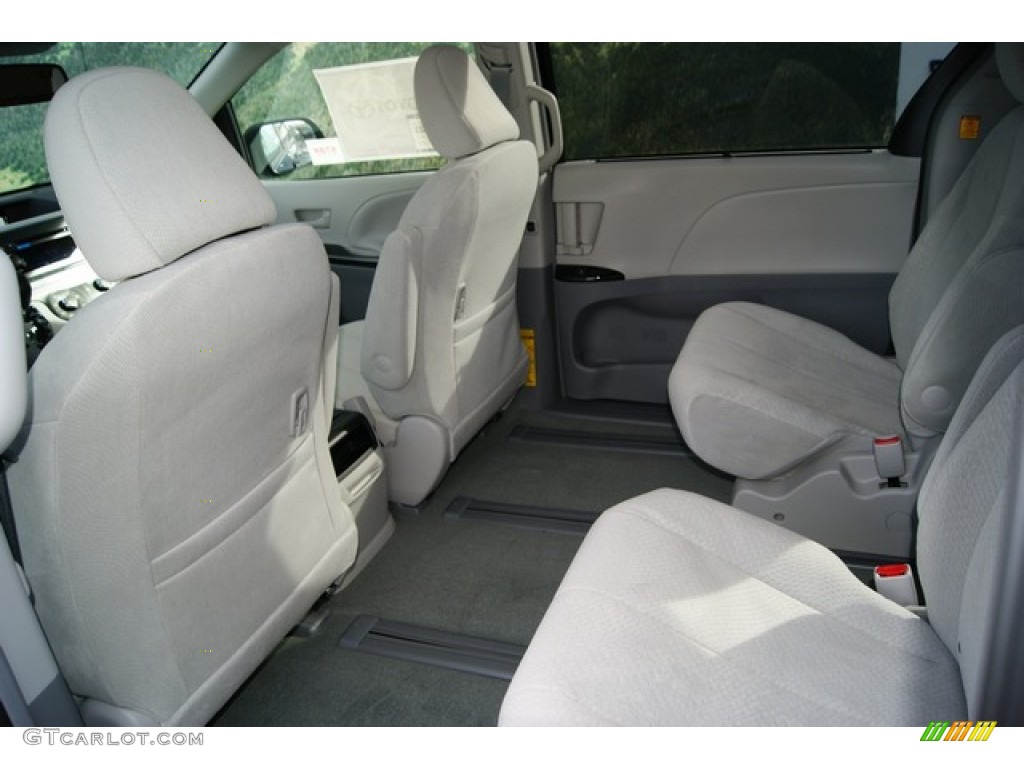 2012 Sienna LE AWD - South Pacific Pearl / Light Gray photo #8