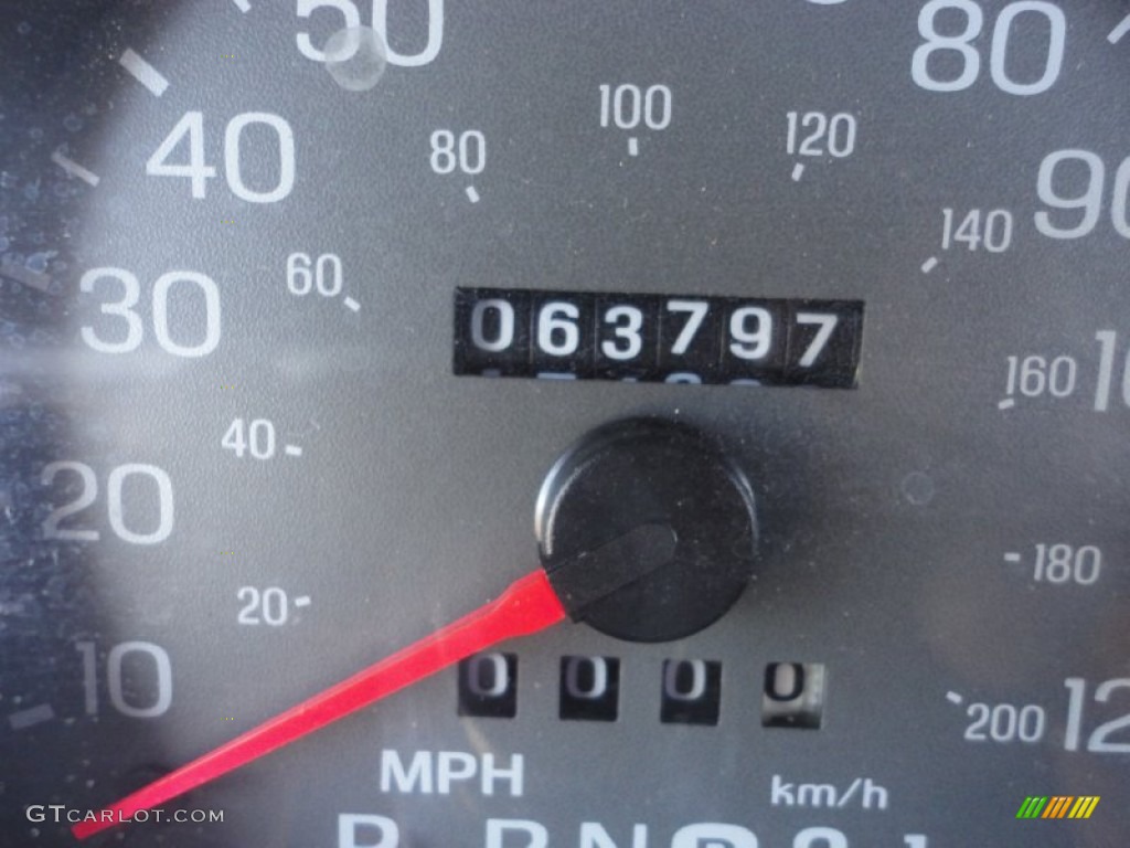 2004 Grand Marquis LS - Arizona Beige Metallic / Medium Parchment photo #9