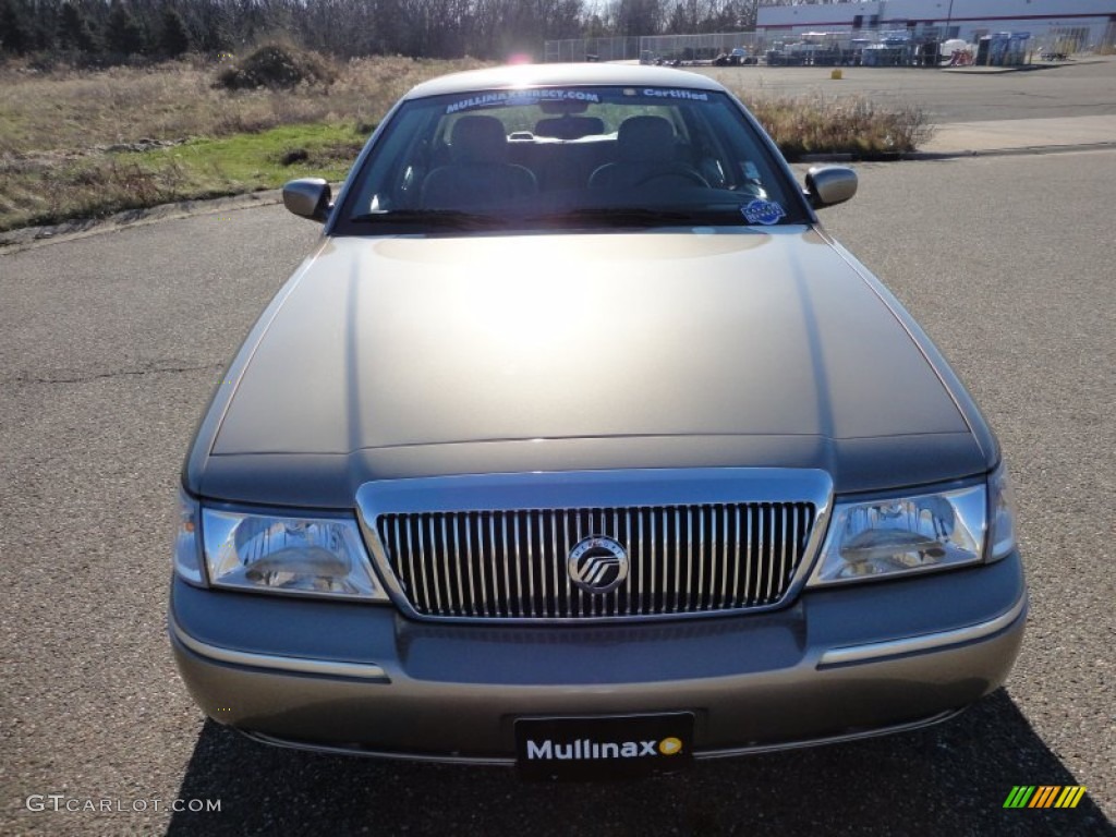 2004 Grand Marquis LS - Arizona Beige Metallic / Medium Parchment photo #12