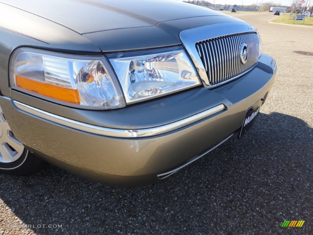 2004 Grand Marquis LS - Arizona Beige Metallic / Medium Parchment photo #13