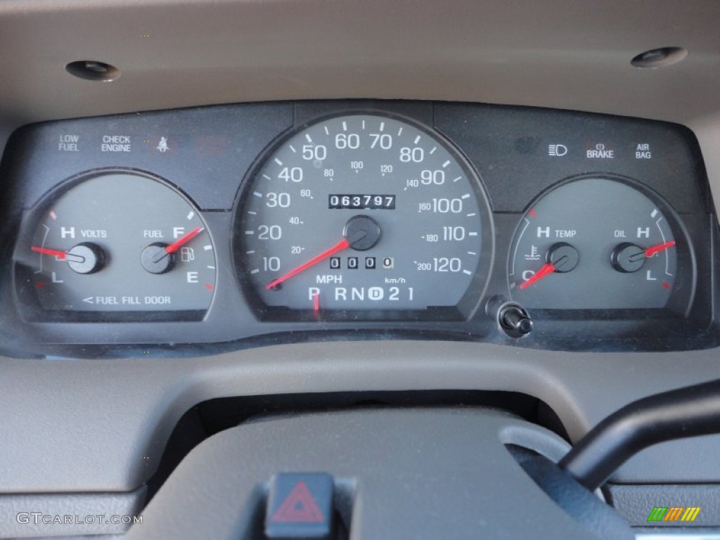 2004 Grand Marquis LS - Arizona Beige Metallic / Medium Parchment photo #24