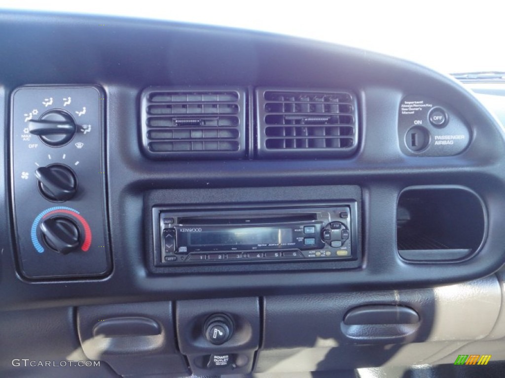 2001 Ram 1500 ST Regular Cab - Dark Garnet Red Pearl / Agate photo #24