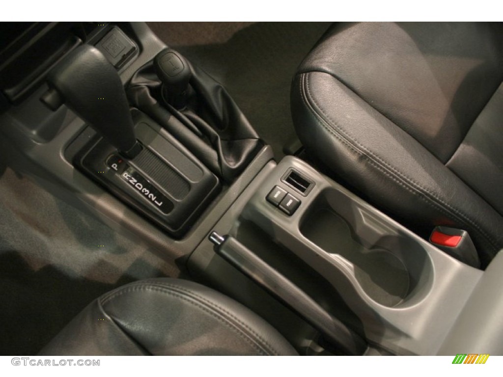 2001 Isuzu Rodeo LSE 4WD Transmission Photos