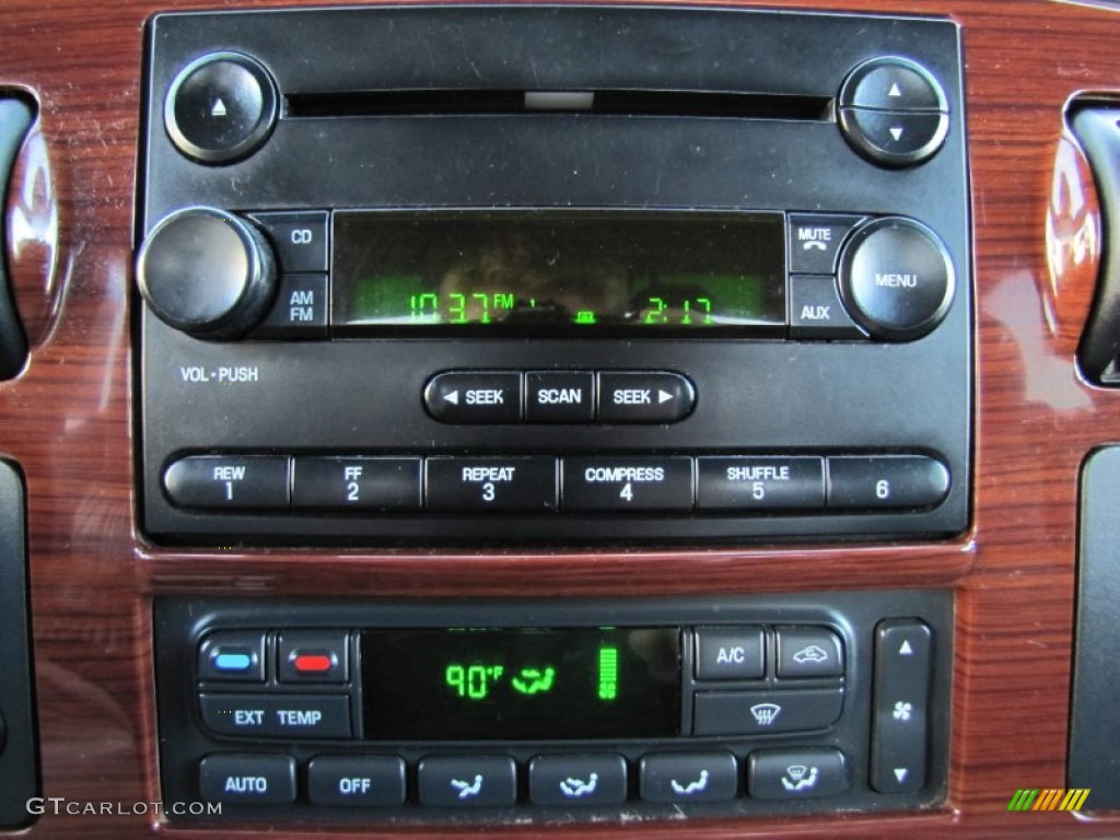 2007 Ford F350 Super Duty Lariat Crew Cab 4x4 Audio System Photos