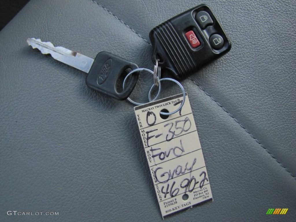2007 Ford F350 Super Duty Lariat Crew Cab 4x4 Keys Photo #58722857