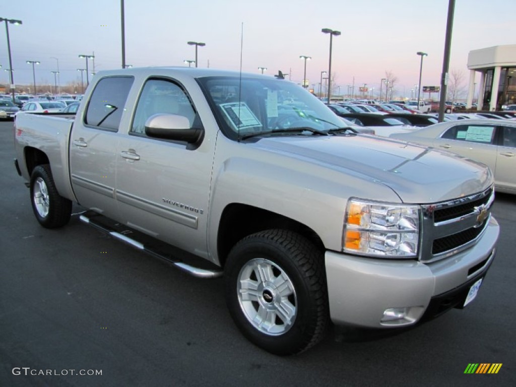 Silver Birch Metallic Chevrolet Silverado 1500