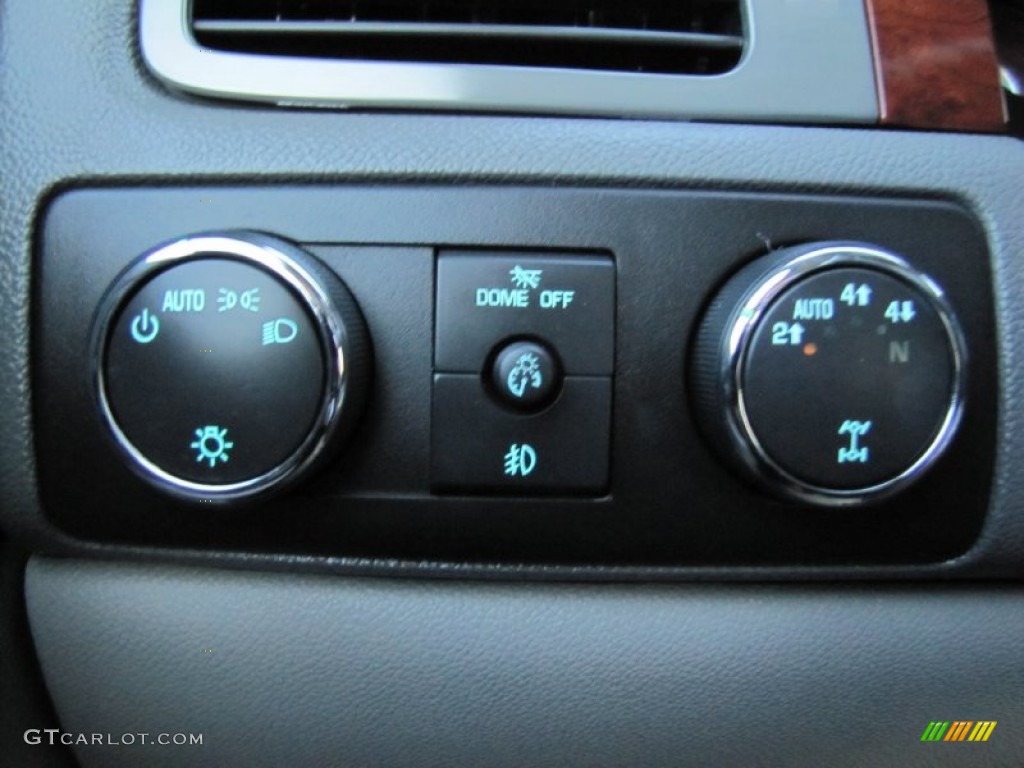2009 Silverado 1500 LTZ Crew Cab 4x4 - Silver Birch Metallic / Light Titanium photo #16