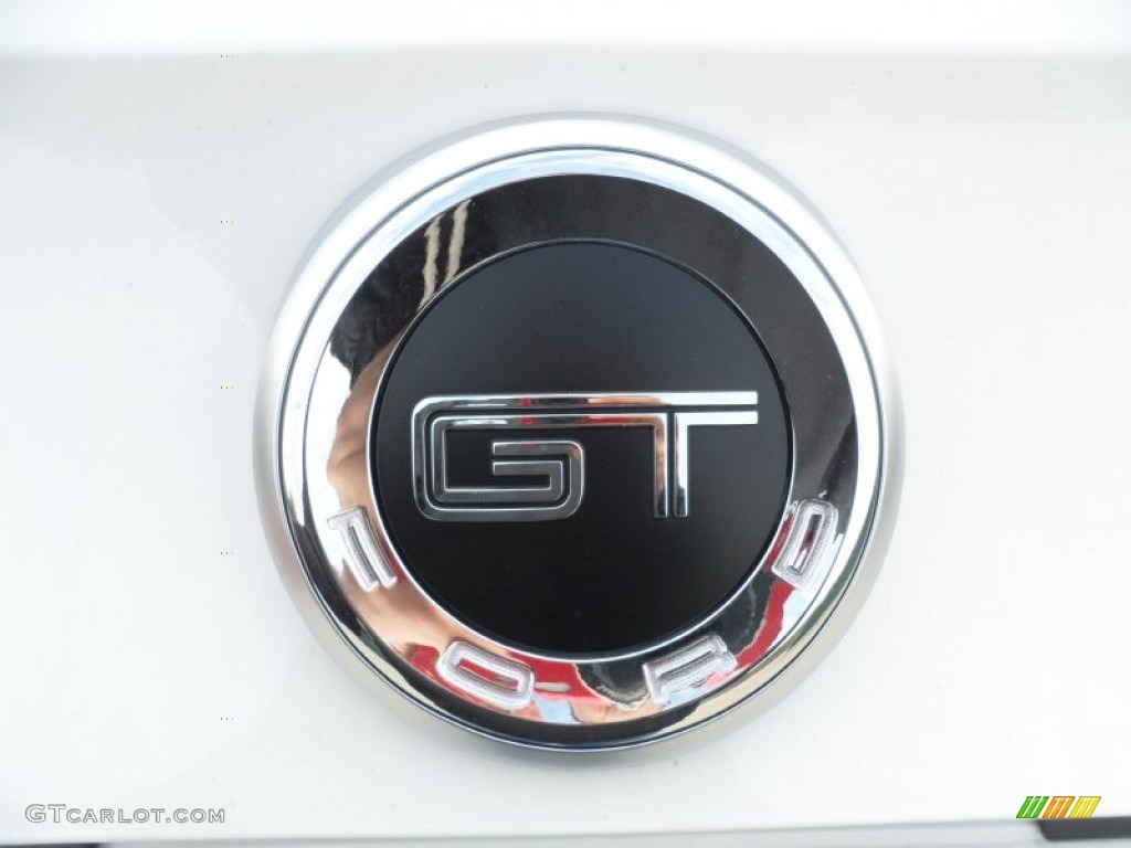 2012 Ford Mustang GT Coupe GT faux gas cap Photo #58727085