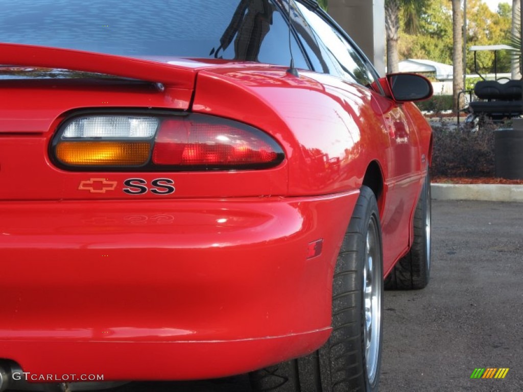 2000 Chevrolet Camaro Z28 SS Coupe Marks and Logos Photo #58729947