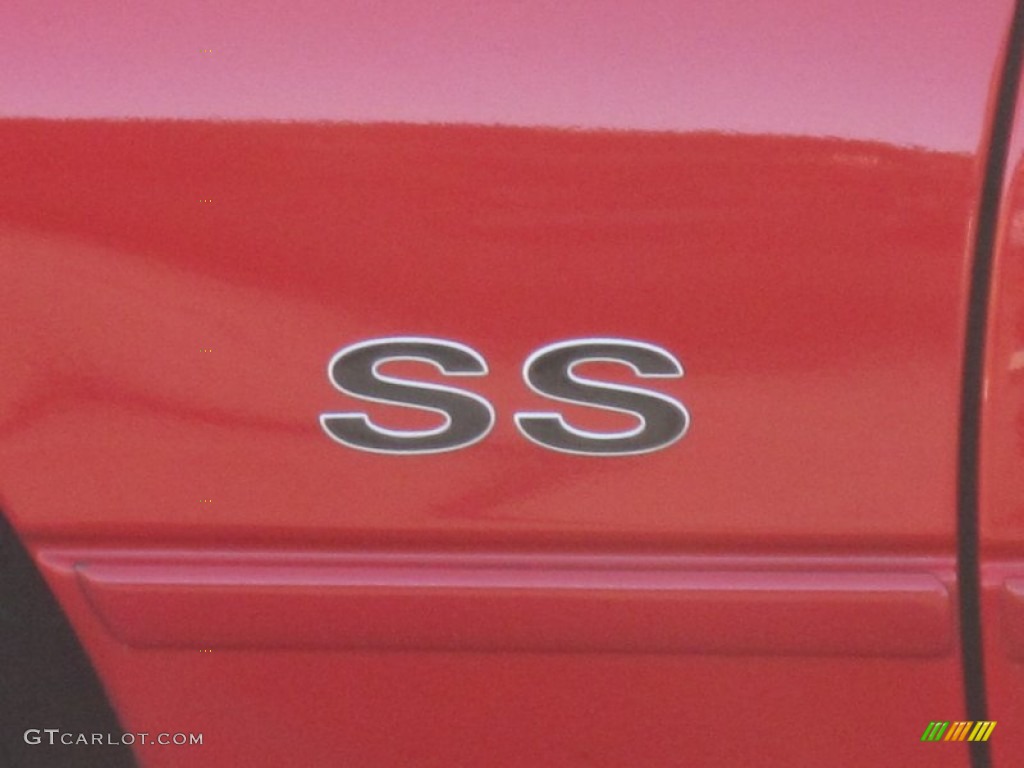 2000 Chevrolet Camaro Z28 SS Coupe Marks and Logos Photos