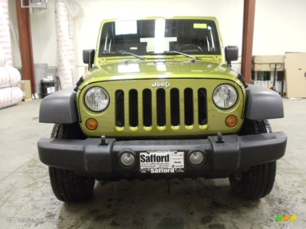 2007 Wrangler X 4x4 - Rescue Green Metallic / Dark Khaki/Medium Khaki photo #8