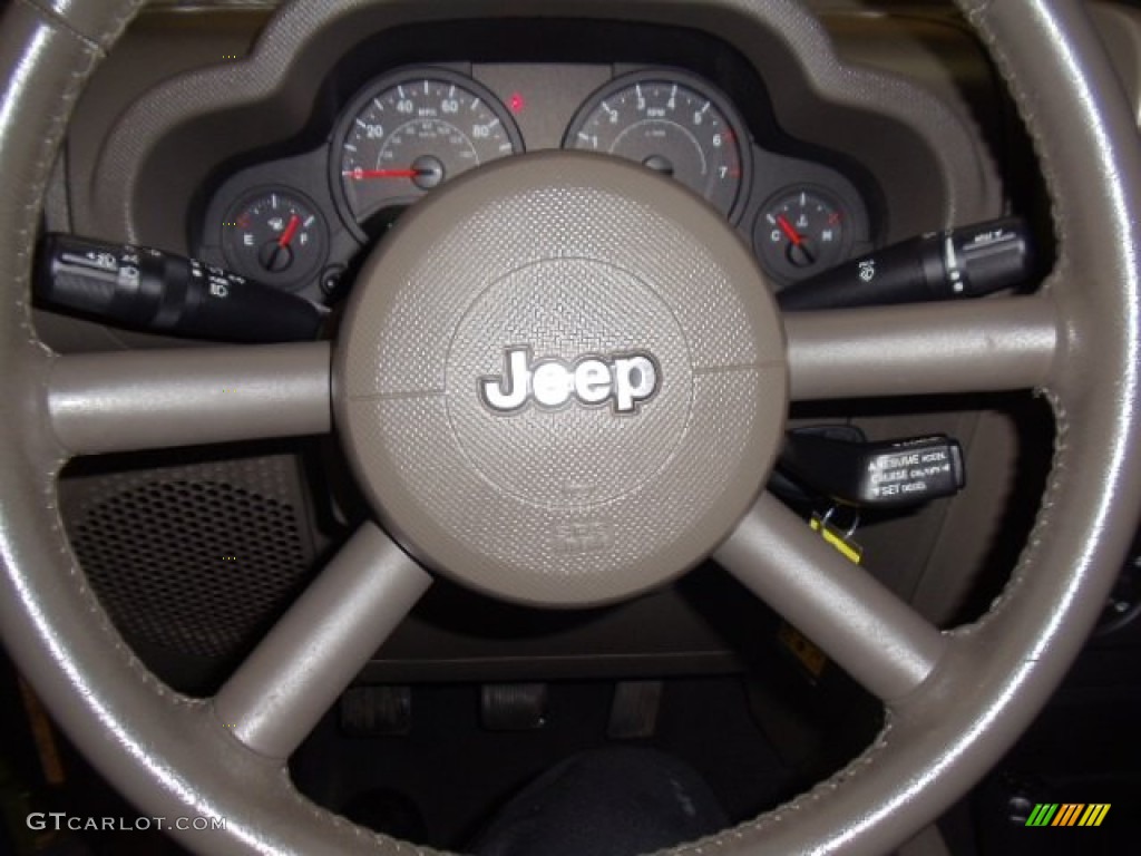 2007 Wrangler X 4x4 - Rescue Green Metallic / Dark Khaki/Medium Khaki photo #14