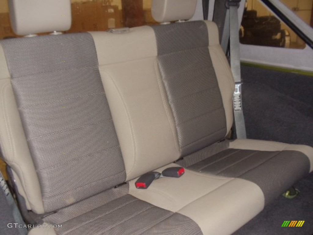 2007 Wrangler X 4x4 - Rescue Green Metallic / Dark Khaki/Medium Khaki photo #18