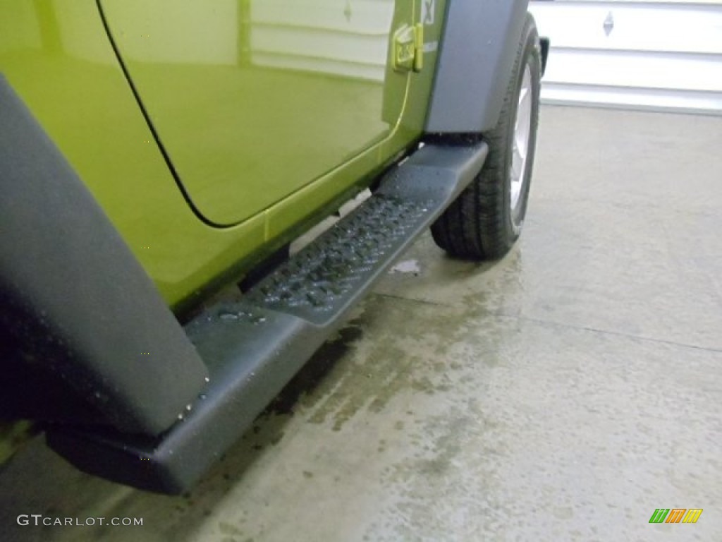 2007 Wrangler X 4x4 - Rescue Green Metallic / Dark Khaki/Medium Khaki photo #24