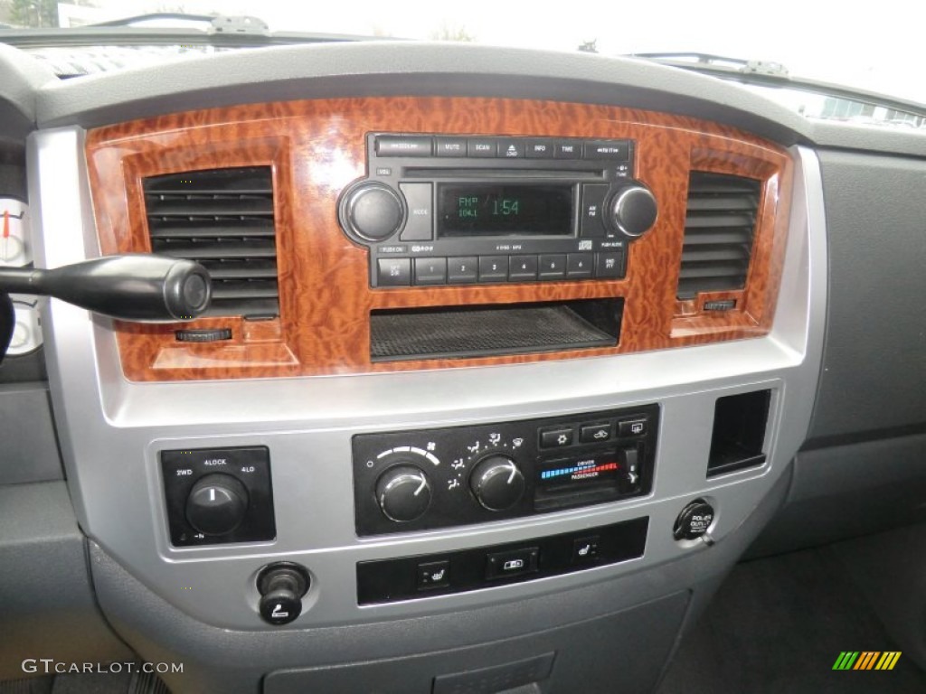 2006 Dodge Ram 2500 Laramie Quad Cab 4x4 Controls Photo #58736511