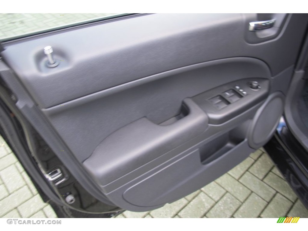 2010 Dodge Caliber Rush Door Panel Photos