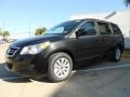 2012 Nocturne Black Metallic Volkswagen Routan SE  photo #3