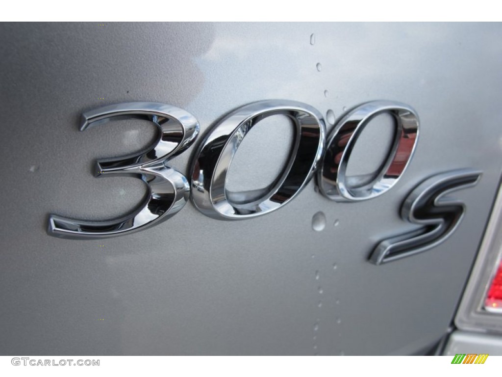2012 Chrysler 300 S V6 Marks and Logos Photo #58739196
