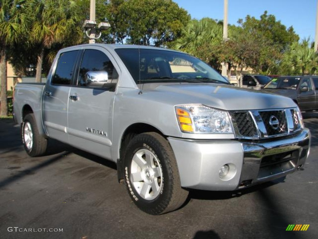 2006 Titan LE Crew Cab - Radiant Silver / Graphite/Titanium photo #1