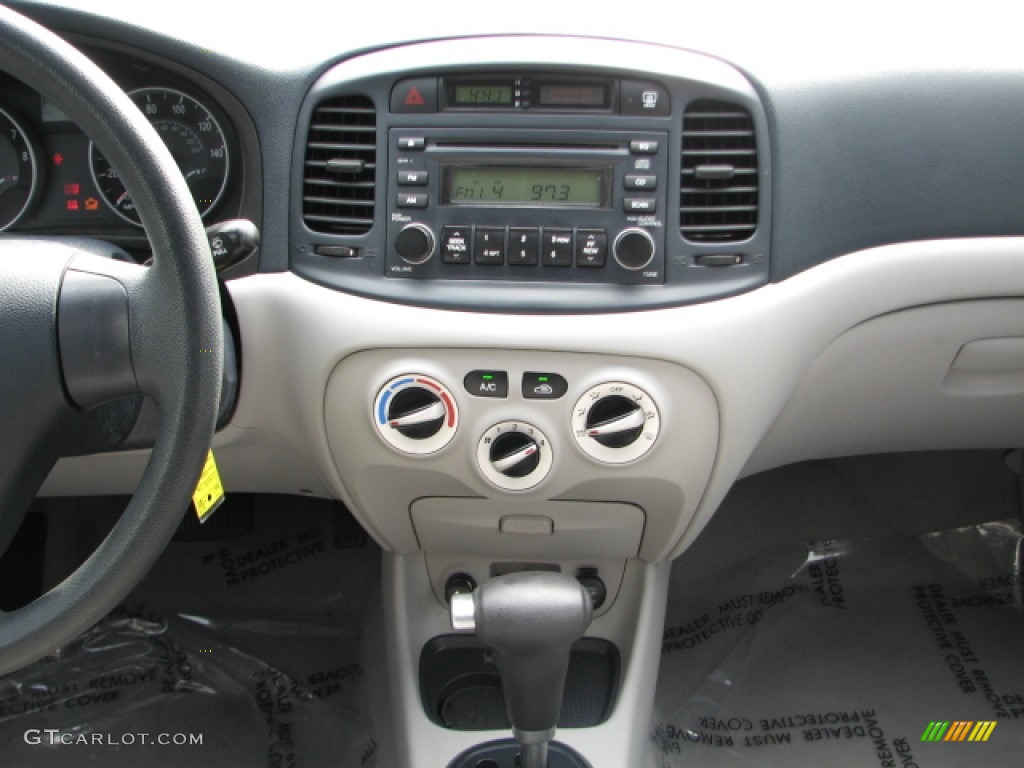 2006 Accent GLS Sedan - Dark Sapphire Blue / Gray photo #13