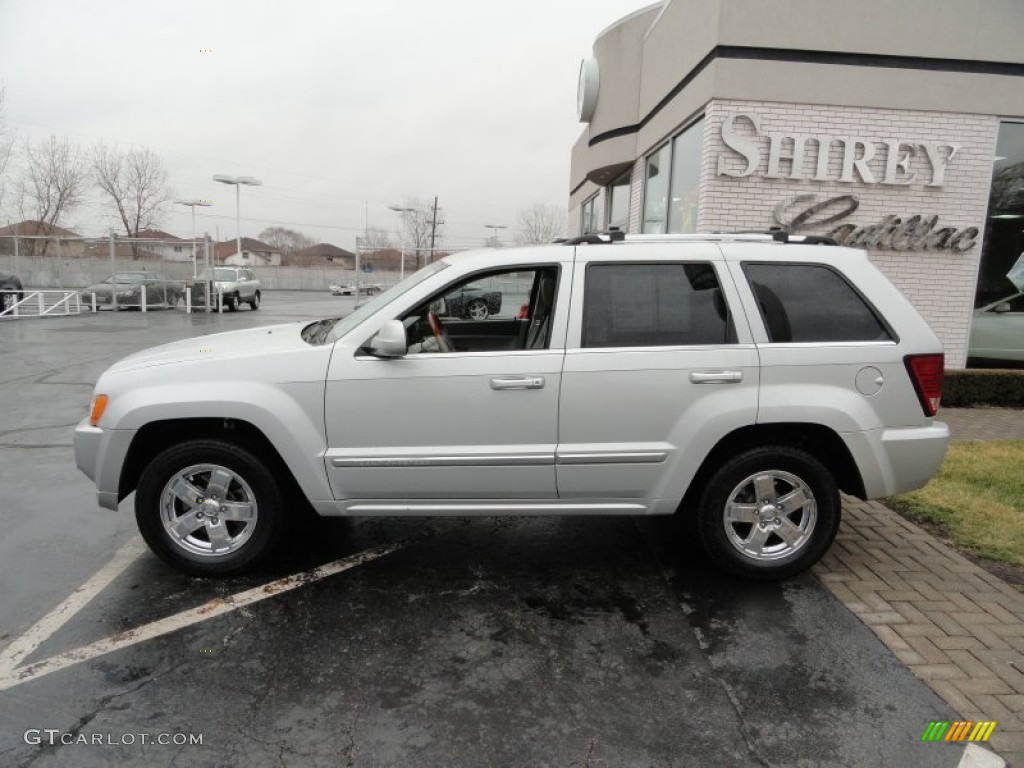 2007 Grand Cherokee Overland - Bright Silver Metallic / Dark Khaki/Light Graystone photo #4