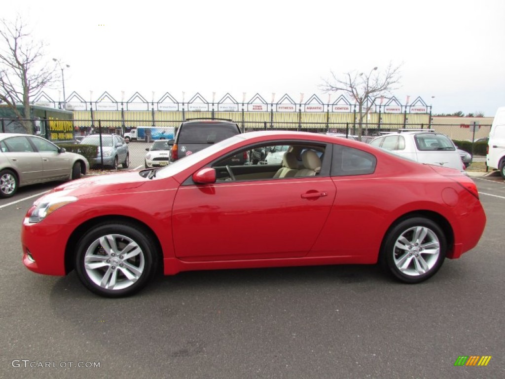 2010 Altima 2.5 S Coupe - Red Alert / Blond photo #4