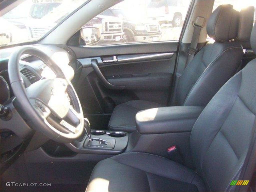 2011 Sorento SX V6 - Ebony Black / Black photo #10