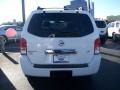 2006 Avalanche White Nissan Pathfinder LE  photo #4