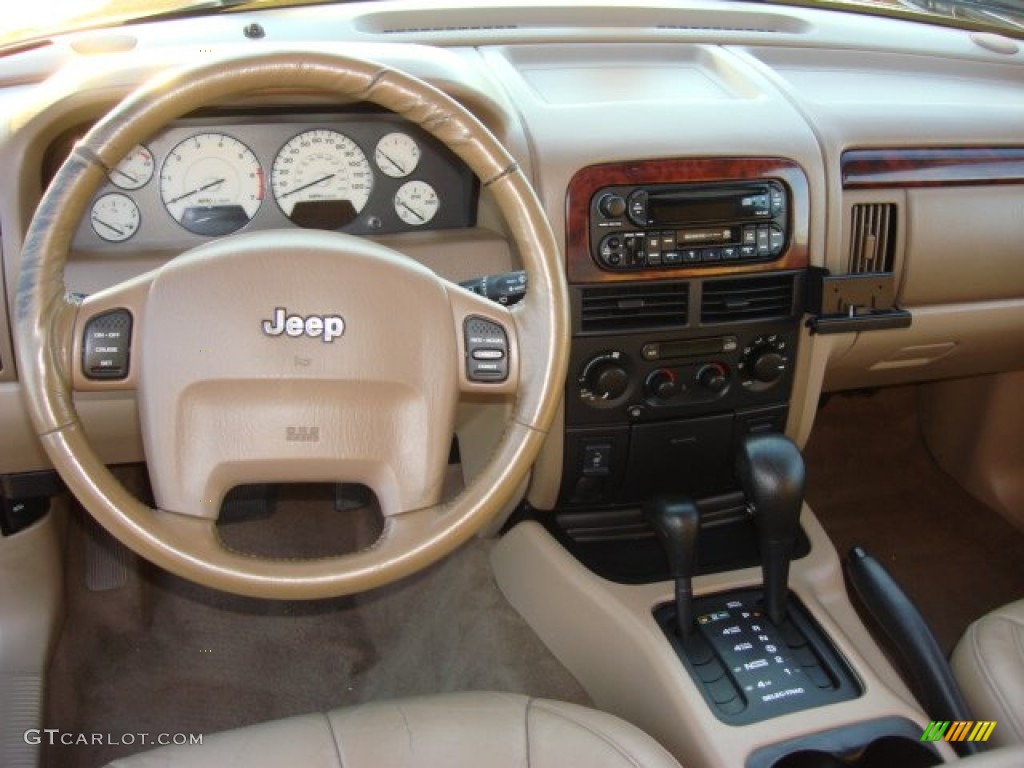 2002 Grand Cherokee Limited 4x4 - Patriot Blue Pearlcoat / Sandstone photo #10