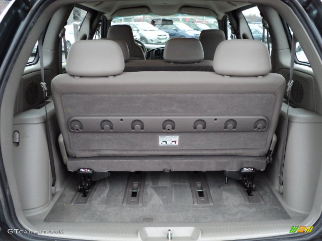 2002 Chrysler Voyager Standard Voyager Model Trunk Photo #58748601