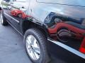 Black - Tahoe LTZ 4x4 Photo No. 4