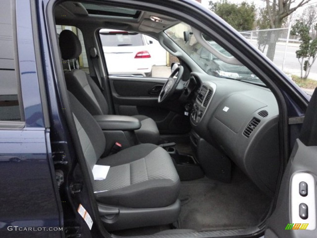 Medium Dark Flint Interior 2003 Ford Escape XLT V6 4WD Photo #58751475