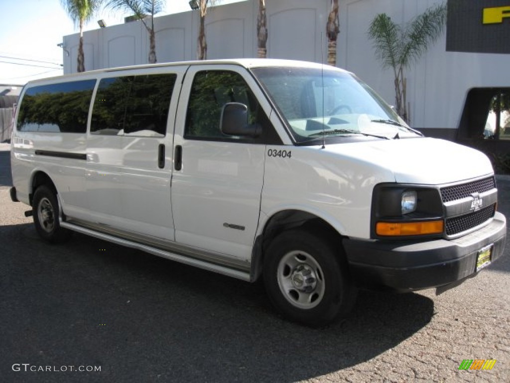 2003 Express 3500 Extended Passenger Van - Summit White / Medium Dark Pewter photo #1