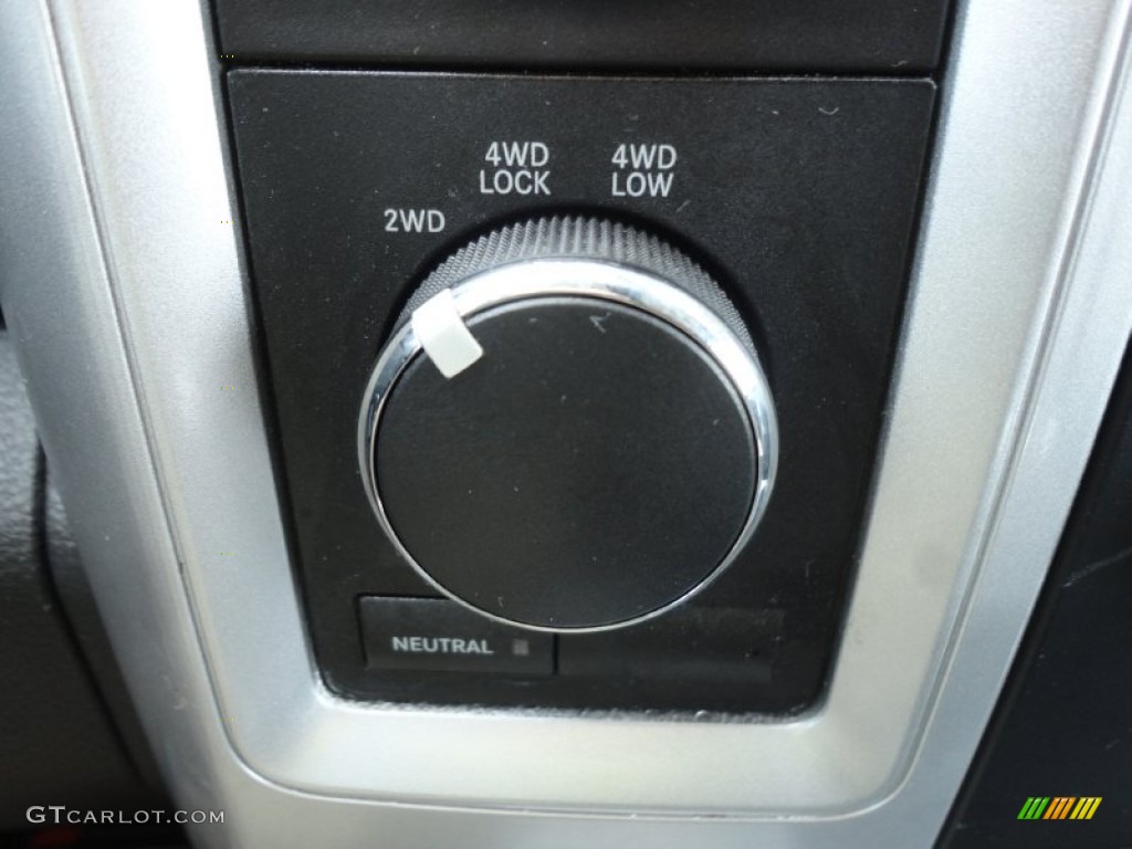 2009 Dodge Ram 1500 Sport Regular Cab 4x4 Controls Photos