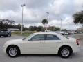 Cool Vanilla White - 300 Touring Photo No. 2